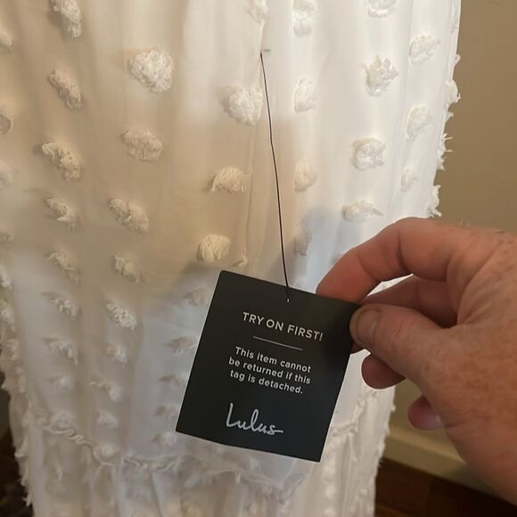 Lulu’s White Halter Belt Dress Feminine Contemporary Event Festival Brand New - Picture 13 of 16